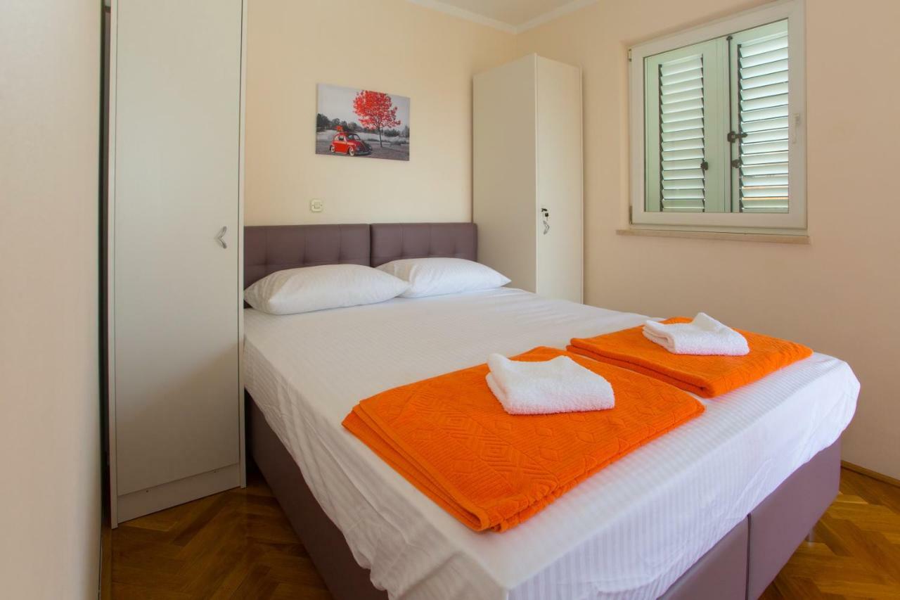 Appartamento Apartman Slave Makarska Esterno foto