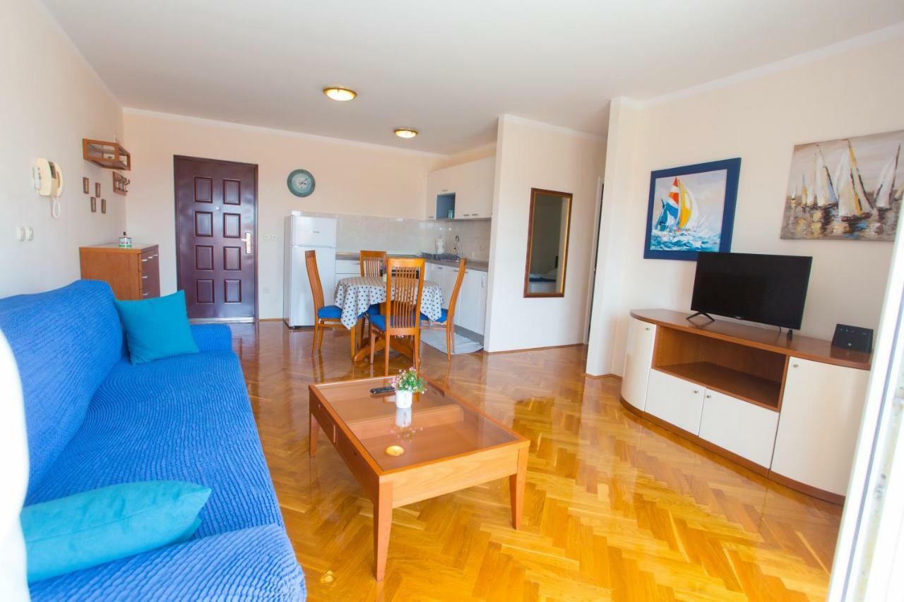 Appartamento Apartman Slave Makarska Esterno foto